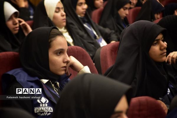 دومین روز از اردوی ملی آموزش دانش‌آموز خبرنگاران دختر