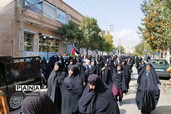 راهپیمایی مردم شهرستان فیروزکوه در حمایت از مردم مظلوم فلسطین