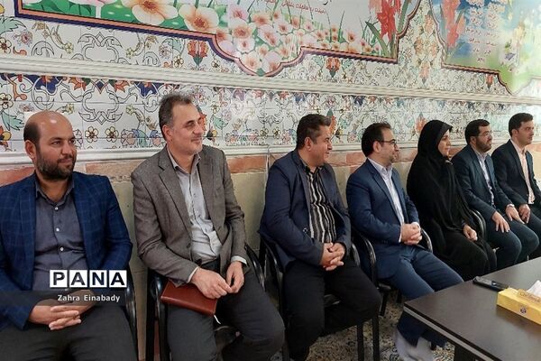 جشن قرآن دانش‌آموزان پایه اول در مدارس شهرستان ملارد