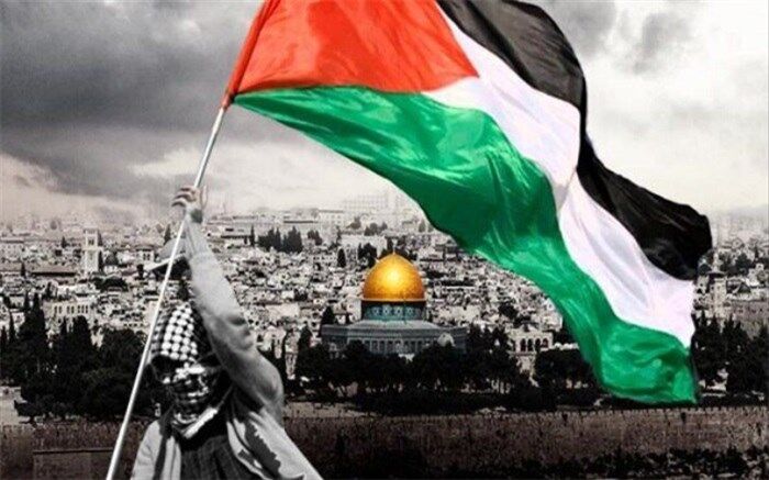 نمازگزاران قائمشهری در حمایت از مردم فلسطینی راهپیمایی کردند