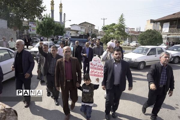 راهپیمایی حمایت از مردم مظلوم غزه در شهرستان میاندورود