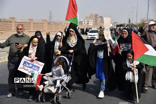 راهپیمایی مردم خراسان جنوبی در حمایت از عملیات طوفان الاقصی