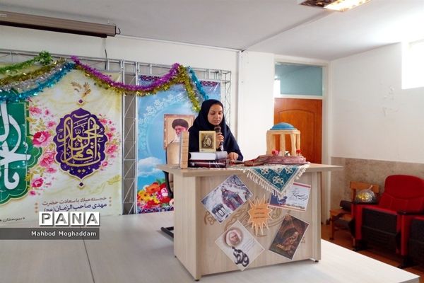 مراسم حافظ خوانی در دبیرستان شهیده قزوینی منطقه ۱۳