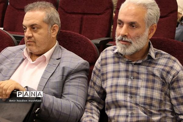 جلسه هم‌اندیشی مسائل تربیتی و پرورشی مدیران مدارس با امام جمعه رودهن