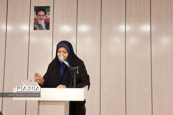 جلسه هم‌اندیشی مسائل تربیتی و پرورشی مدیران مدارس با امام جمعه رودهن