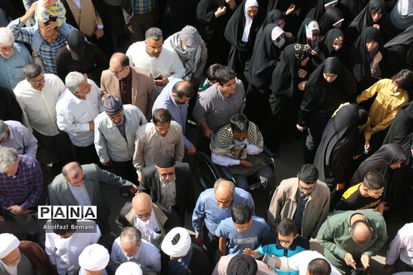 راهپیمایی مردم قم در حمایت از مبارزان فلسطینی