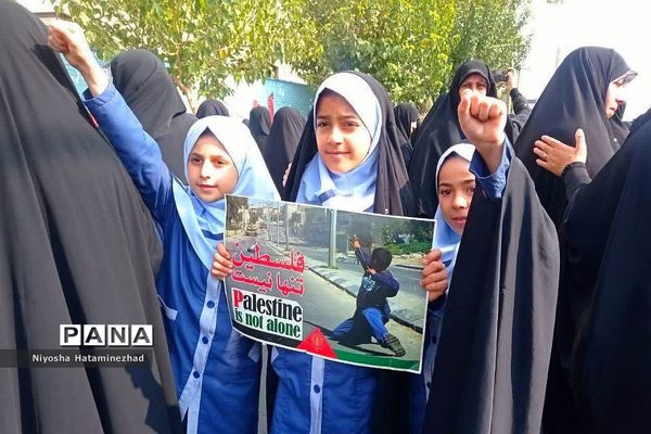 حضور پرشور مردم ناحیه دو بهارستان در راهپیمایی پیروزی مقاومت فلسطین