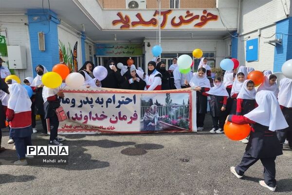 دیدار دانش‌آموزان دبستان حوریای بهشتی با سالمندان سرای آل یاسین بهبهان