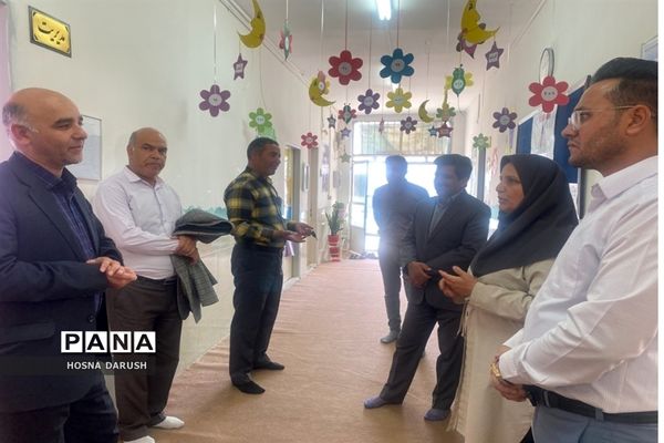 بازدید رئیس اداره آموزش و پرورش استثنایی ازمدارس شهرستان ششتمد