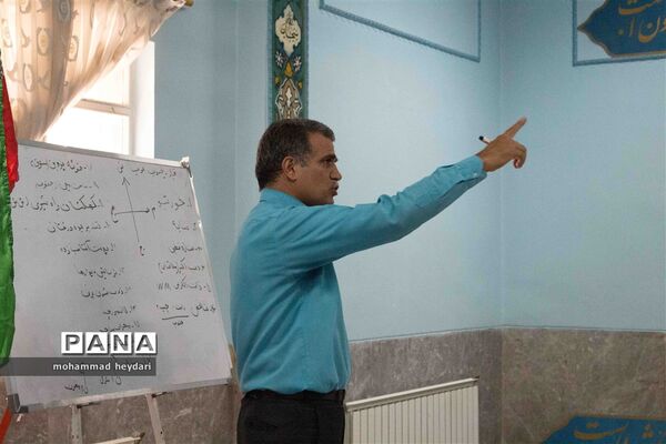 دوره تربیت مربی و یاورمربی عضو سازمان دانش‌آموزی