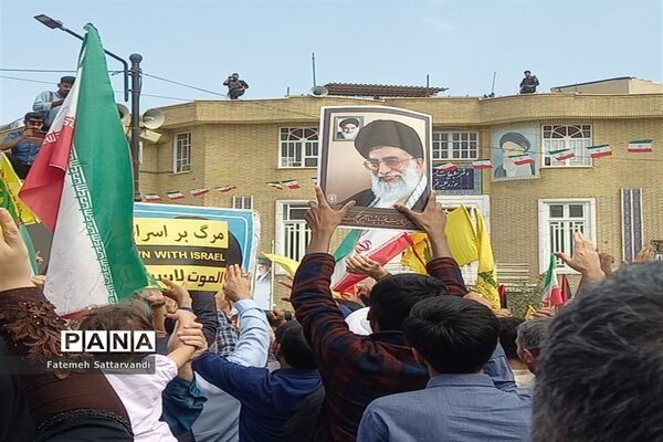 حضور کودکان و نوجوانان قمی در راهپیمایی حمایت از ملت فلسطین