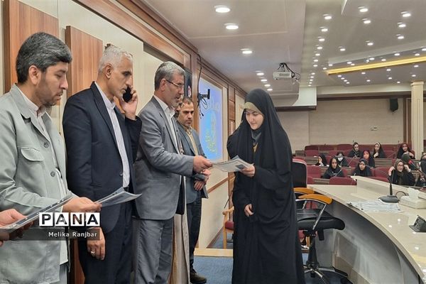 آیین افتتاحیه مسابقه درس‌هایی از قرآن در قم