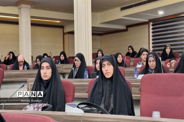 آیین افتتاحیه مسابقه درس‌هایی از قرآن در قم