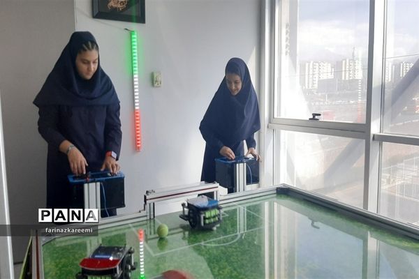 اردوی یک‌روزه علمی_تربیتی دانش‌آموزان دبیرستان هفده شهریور شهرستان فیروزکوه در پارک علوم و فناوری پردیس