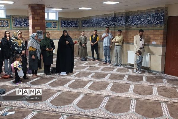 جلسه انتخابات انجمن اولیا و مربیان در دبیرستان دخترانه سردار شهید سلیمانی شهرستان فیروزکوه