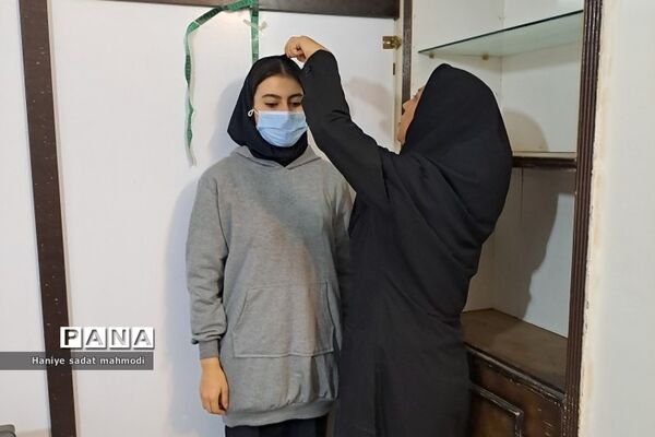 بررسی وضعیت سلامت جسمانی دانش‌آموزان دبیرستان نوین‌آفرین رودهن