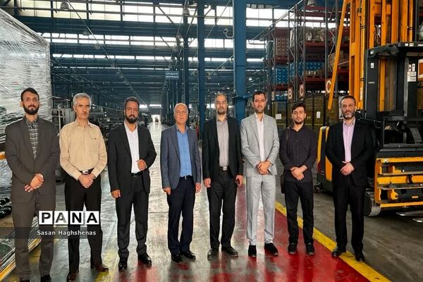 بازدید مدیرکل فنی و حرفه‌ای و کاردانش وزارت آموزش و پرورش از خط تولید شرکت الکتروژن اسلامشهر