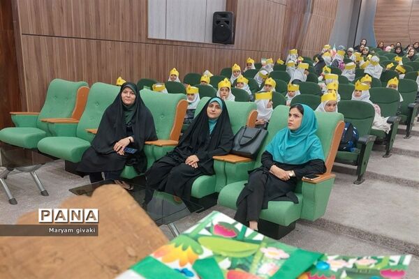 جشن قرآن کریم دانش‌‌‌آموزان دبستان دخترانه حاجیه نوری ملارد