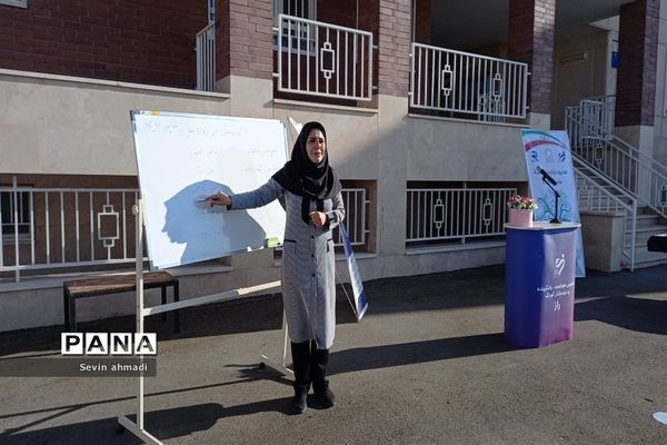 انتخابات انجمن اولیاء و مربیان آموزشگاه راز صفادشت