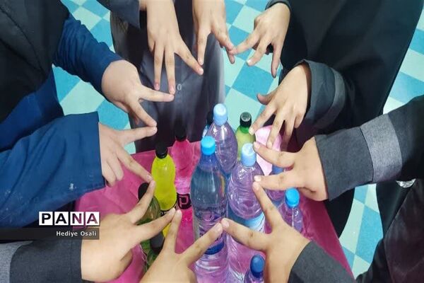 پویش اهدای آب به مردم مظلوم فلسطین درمدارس شهرستان اسلامشهر
