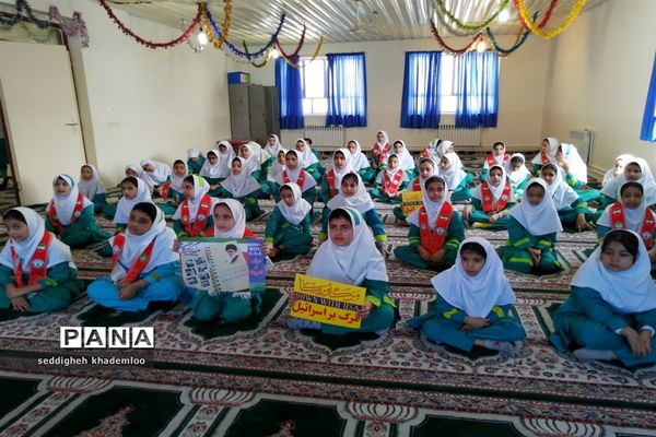 حمایت دانش‌آموزان دبستان شهیدان حجازی گلوگاه از مردم مظلوم غزه