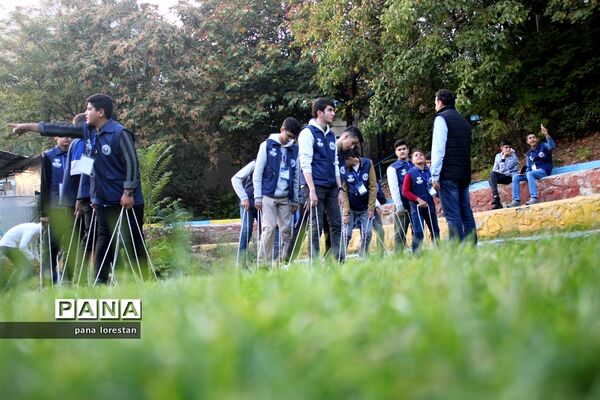 برگزاری بازی‌های تاما توسط دانش‌آموزخبرنگاران پانای لرستان در اردوگاه شهید باهنر تهران