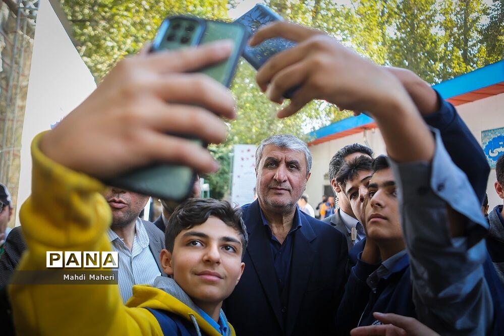 حضور رئیس سازمان انرژی اتمی در اردوی ملی و تخصصی آموزش خبرنگاری پانا(ویژه پسران)
