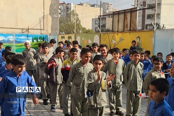هفته بهداشت روان در دبستان هموطن ۲ رودهن