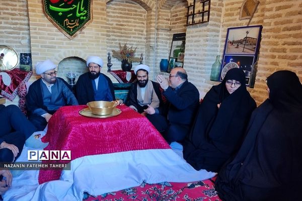 افتتاح جشنواره اقوام ایران زمین در کاروانسرای کنارگرد فشافویه