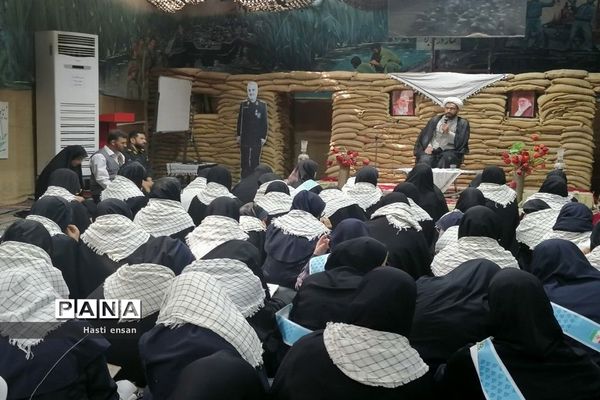 بازدید از معراج شهدا خراسان رضوی توسط دانش آموزان دبیرستان محجوب