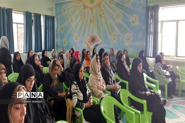 انتخابات انجمن اولیا و مربیان در دبستان افشار نژاد ۲