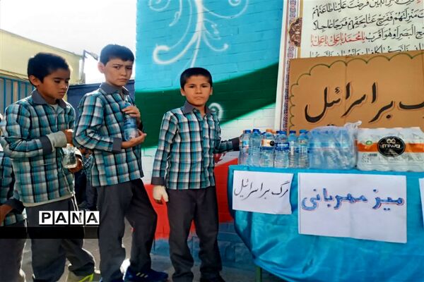 برگزاری پویش طوفان آب و میز مهربانی در مدارس پسرانه شهرستان پیشوا