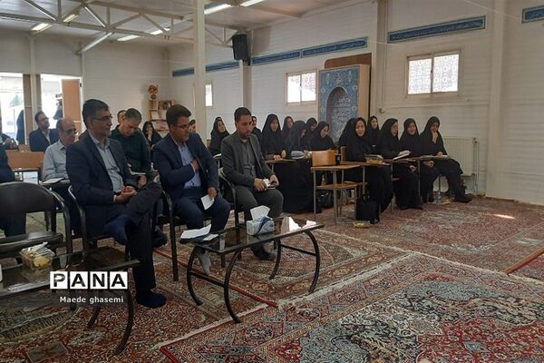 کارگاه آموزشی مدیران متوسطه ناحیه۲ زنجان