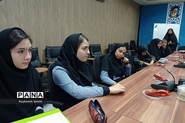برگزاری طرح هر مدرسه یک خبرنگار در ناحیه ۲ بهارستان