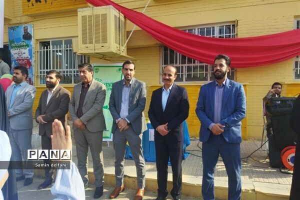 جشن هفته سلامت‌روان در مدرسه ریحانه النبی در شهرستان قرچک