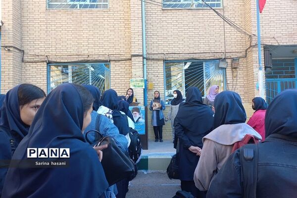 هفته بهداشت‌روان در دبیرستان آزاده رودهن