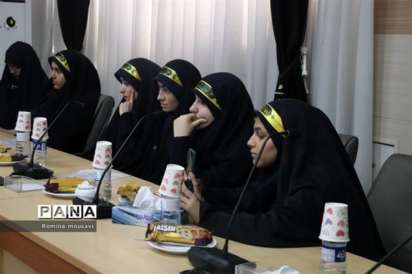 «روایت مهر» مروری بر زندگی دانش‌آموزان شهیده آذربایجان شرقی