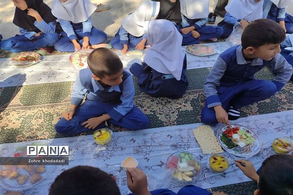 روزجهانی غذا در دبستان ابن مظاهر خاتم