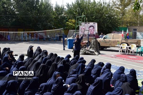 ویژه‌برنامه گرامیداشت یاد و خاطره شهدای مظلوم فلسطین در دبیرستان فیض‌کاشانی منطقه ۱۴