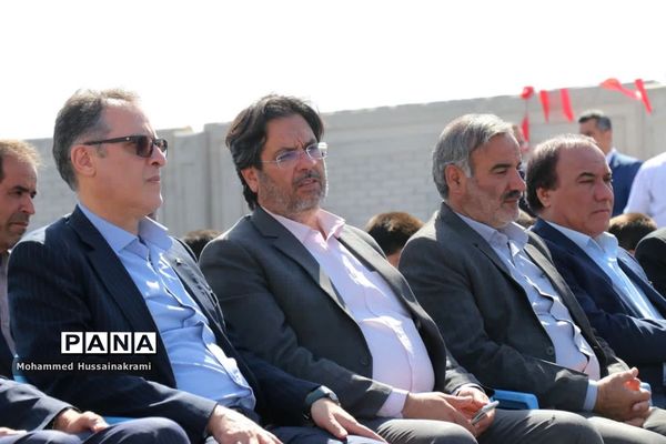 افتتاح مدرسه مهر نوین در ابرکوه