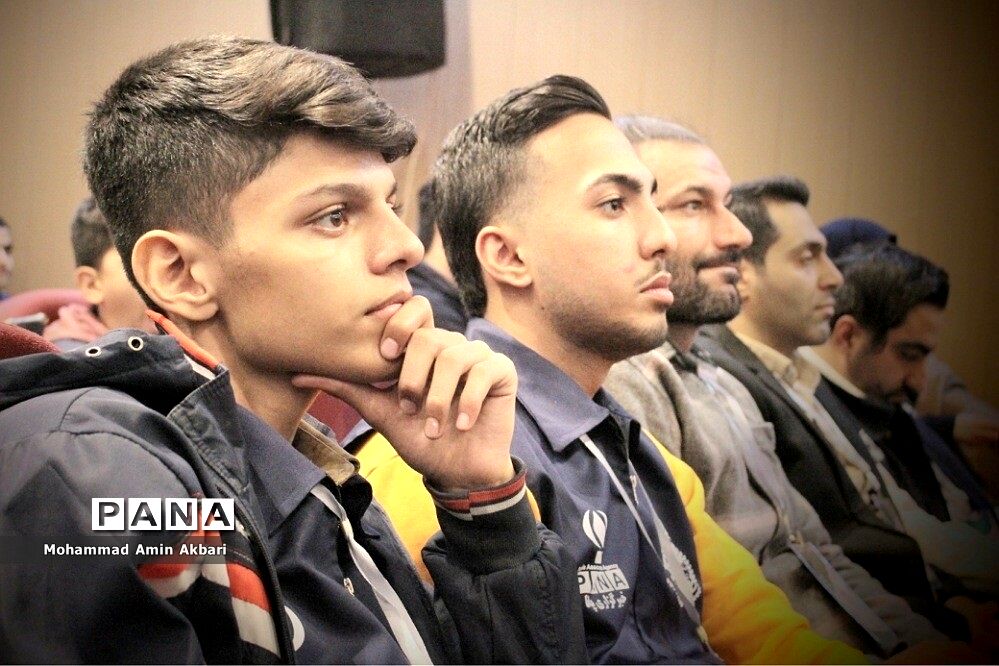 حضور پسران خبرنگار پانا شهرستان‌های تهران در اردوی ملی آموزش دانش‌آموز خبرنگاران