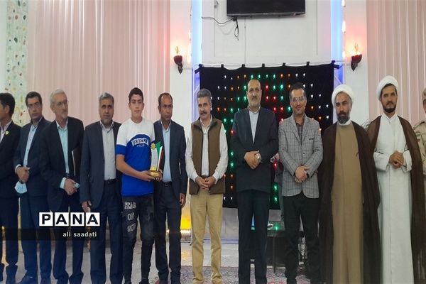 آیین تجلیل از نخبگان و افتخار آفرینان کنکور سراسری ۱۴۰۲ هزار مسجد-شهرستان کلات