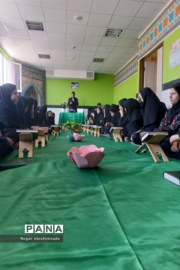 برگزاری محفل انس با قرآن به یاد شهدای نوجوان غزه در جاجرم