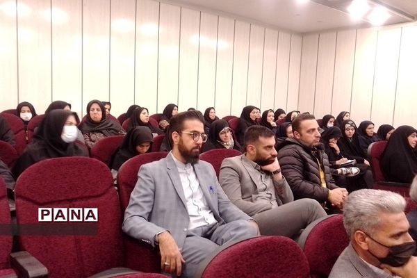 برگزاری کارگاه سواد رسانه و جنگ شناختی در آموزش و پرورش رودهن