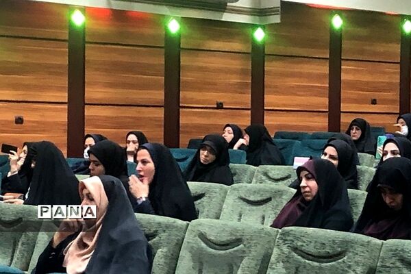برگزاری جلسه تخصصی مدیران آموزش و پرورش ناحیه ۲ شهرری