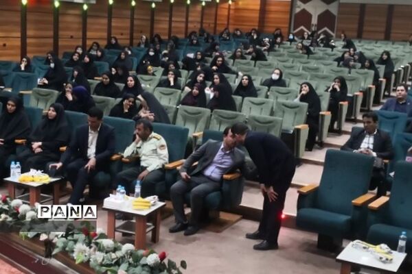 برگزاری جلسه تخصصی مدیران آموزش و پرورش ناحیه ۲ شهرری