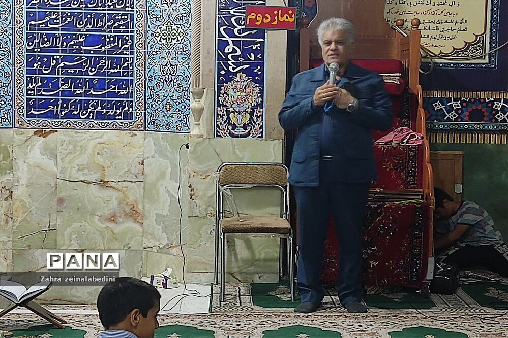 دوشنبه‌های مسجد محوری در مسجد صاحب الزّمان شیراز