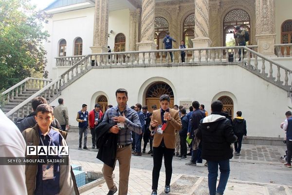 بازدید دانش‌آموز خبرنگاران پسر پانا از موزه سینما