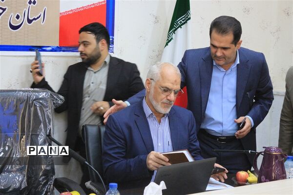 جلسه هیات امناء دانشگاه فرهنگیان خوزستان