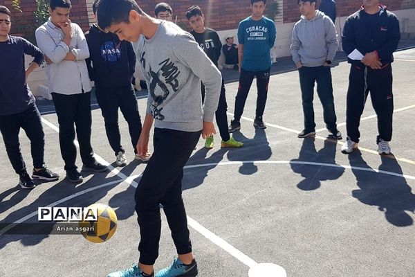مسابقات ورزشی درون مدرسه‌ای در دبیرستان دانش شهریار